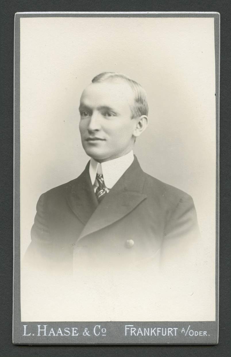 Abraham Hansen (1878 - 1968) Profile